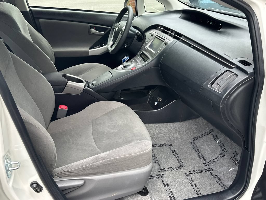 Used 2012 Toyota Prius Three FWD image 9