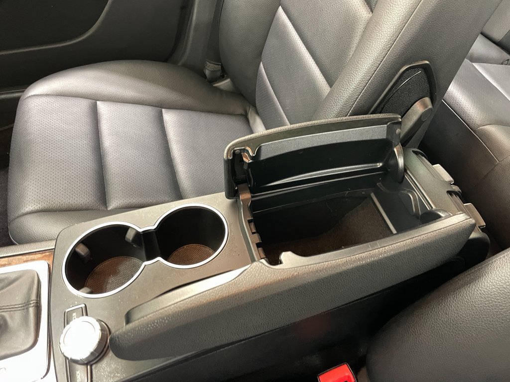 Used 2012 Mercedes-Benz C 300 4MATIC Sedan image 32