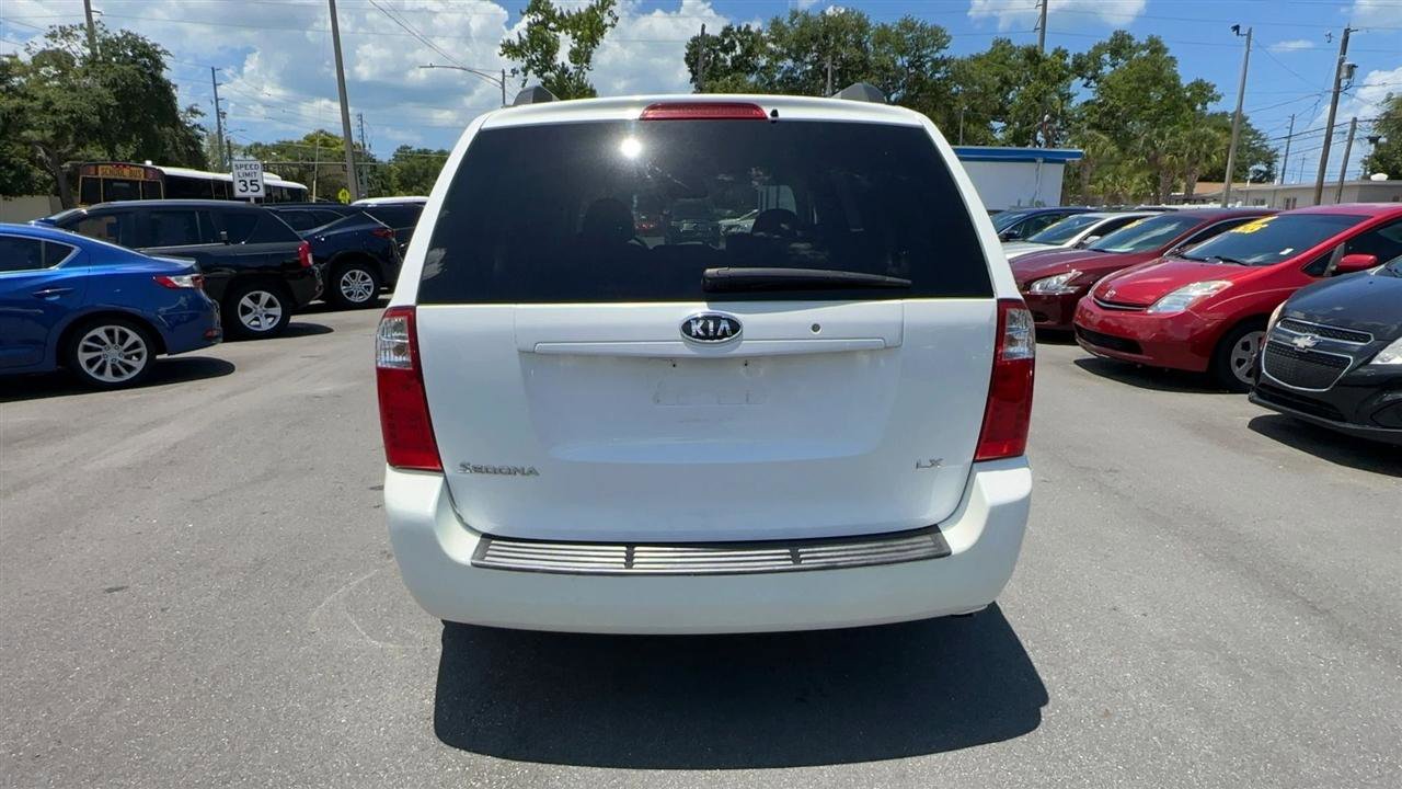 Used 2009 Kia Sedona LX FWD image 10