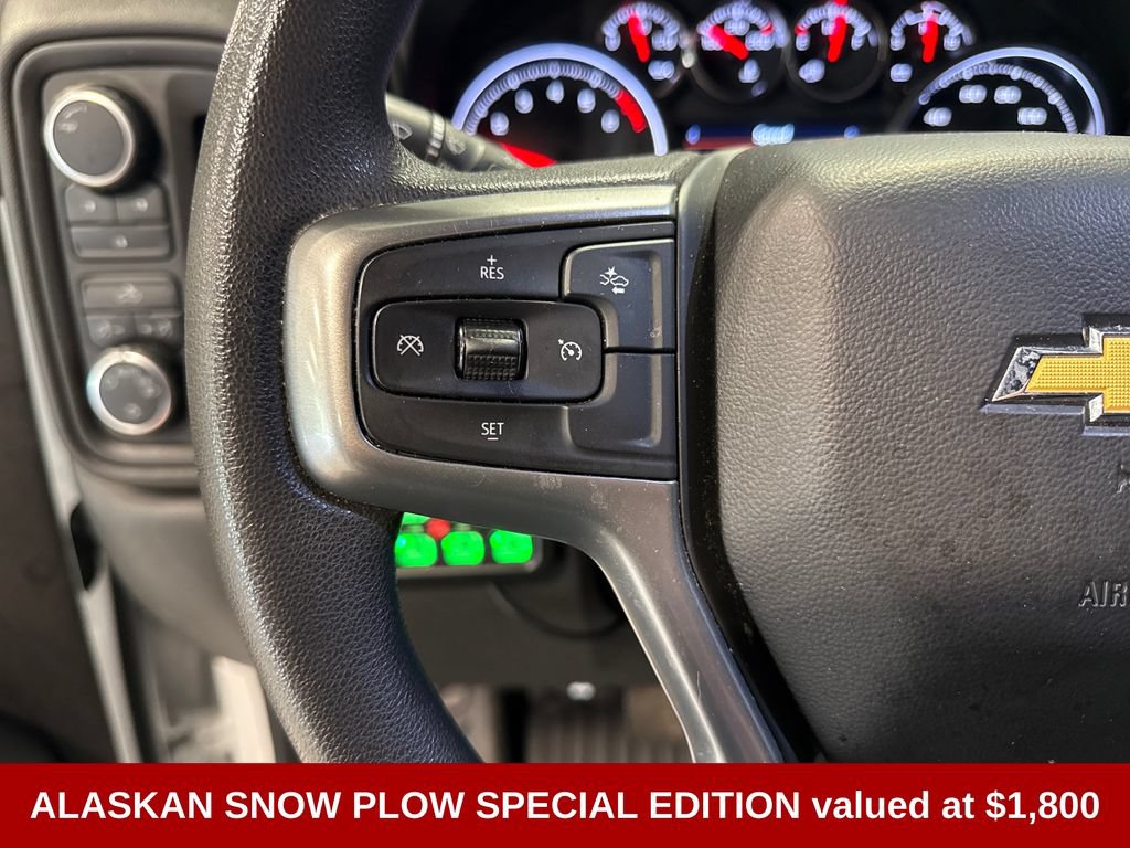Used 2022 Chevrolet Silverado 3500 W/T AWD/4WD image 2