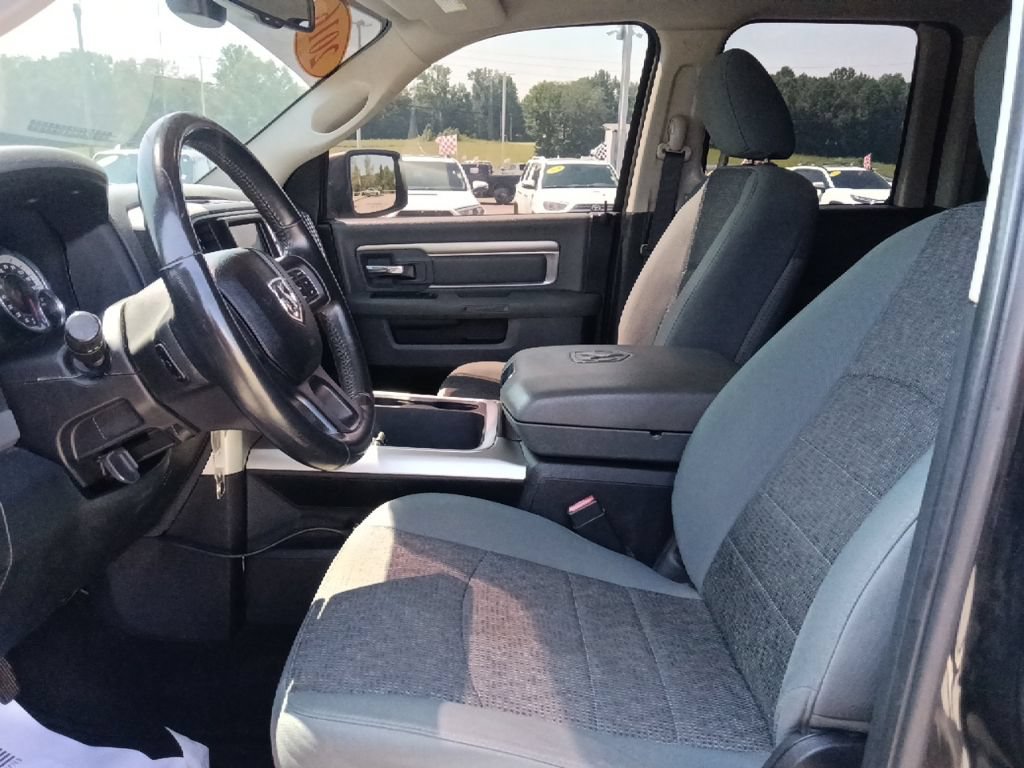 Used 2016 RAM 1500 Big Horn RWD image 15