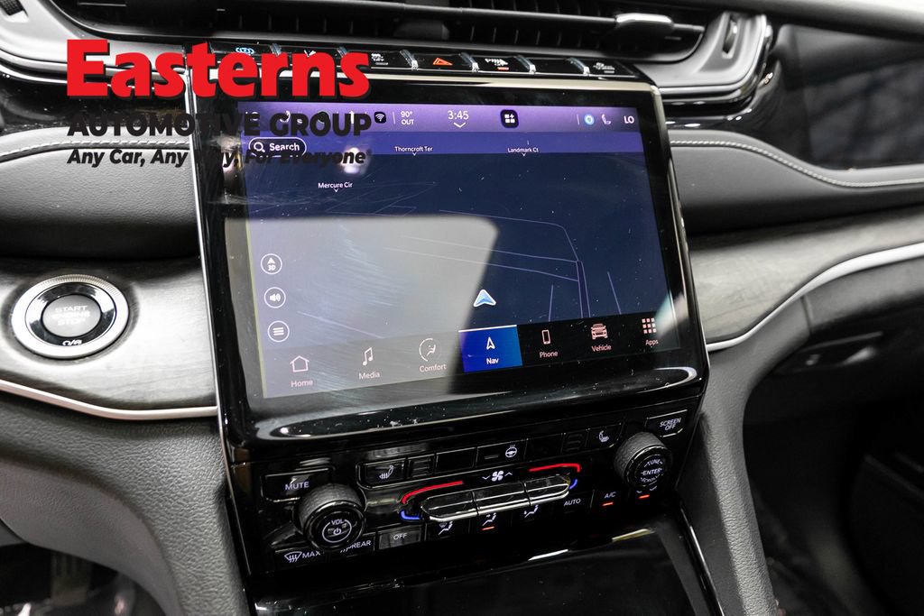 Used 2023 Jeep Grand Cherokee 4WD 4xe image 22