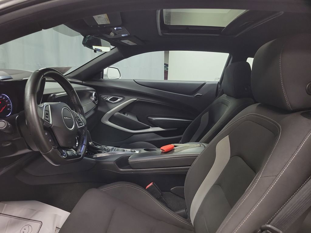Used 2018 Chevrolet Camaro LT w/ RS Package image 13