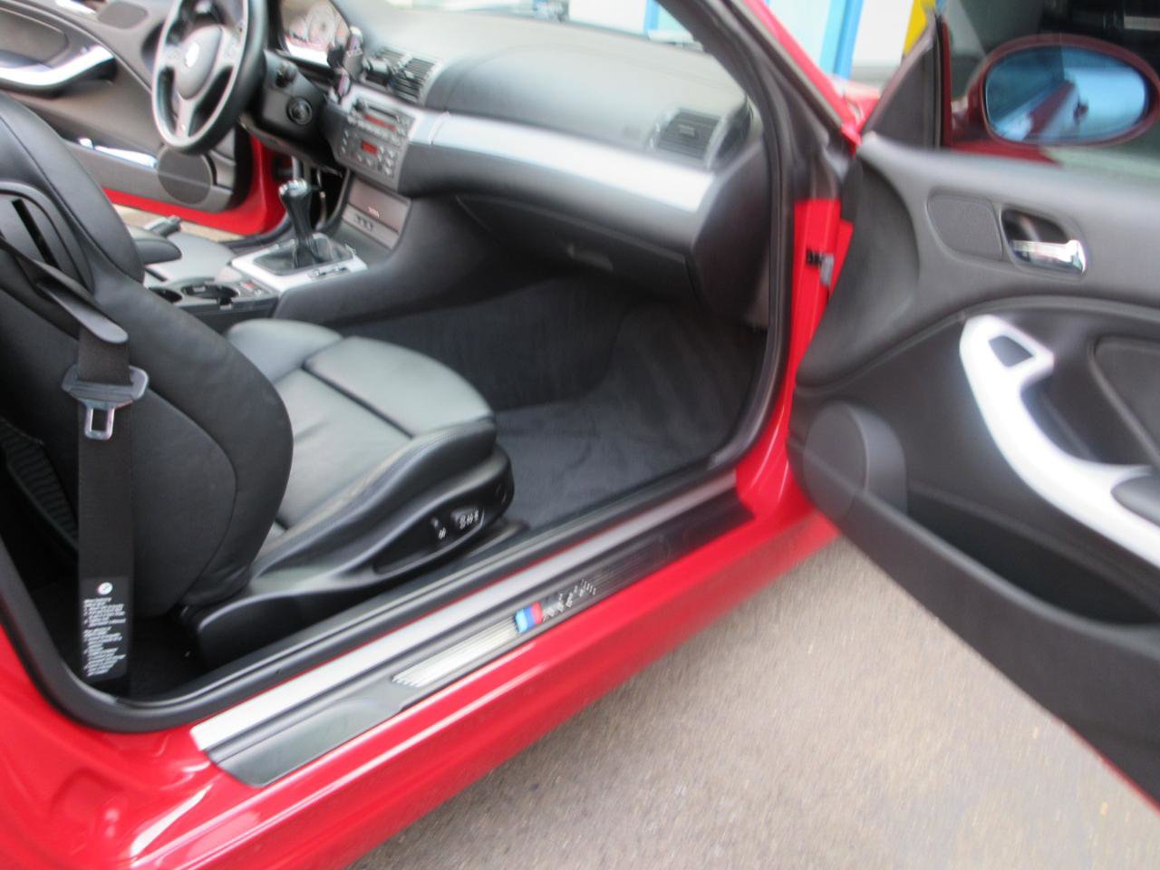 Used 2004 BMW M3 Coupe image 25