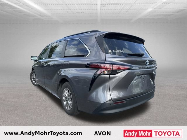 Used 2021 Toyota Sienna XLE w/ XLE Plus Package AWD/4WD image 6