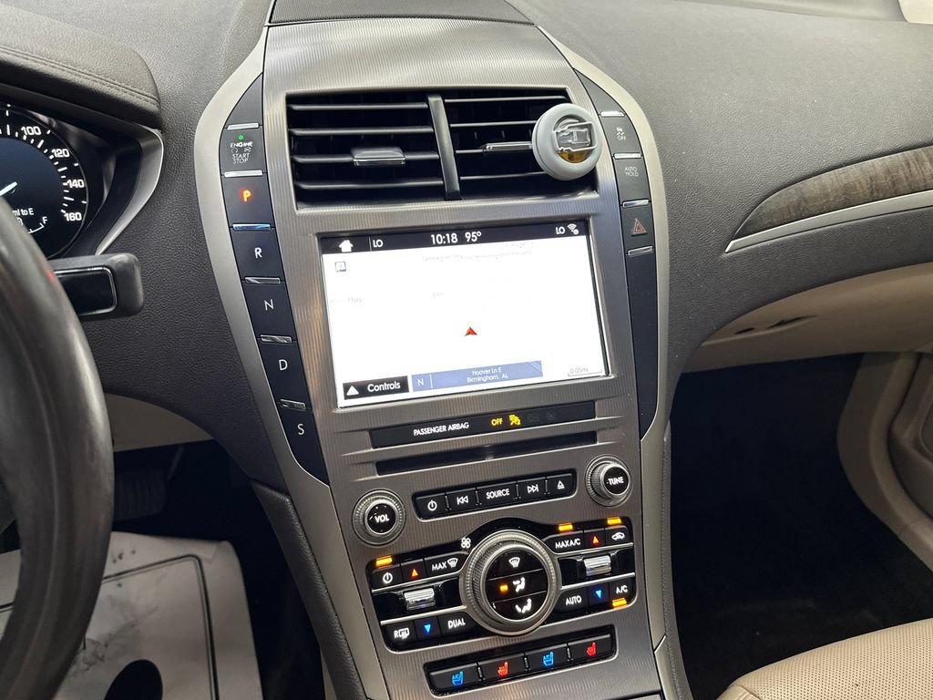 Used 2017 Lincoln MKZ Reserve FWD image 29