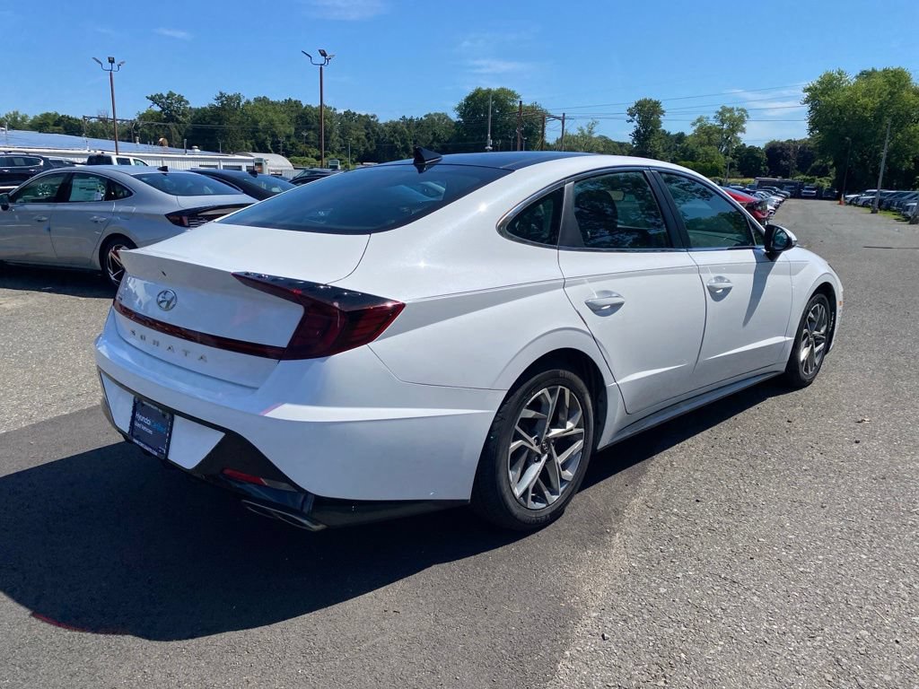 Certified 2023 Hyundai Sonata SEL w/ Convenience Package FWD image 4