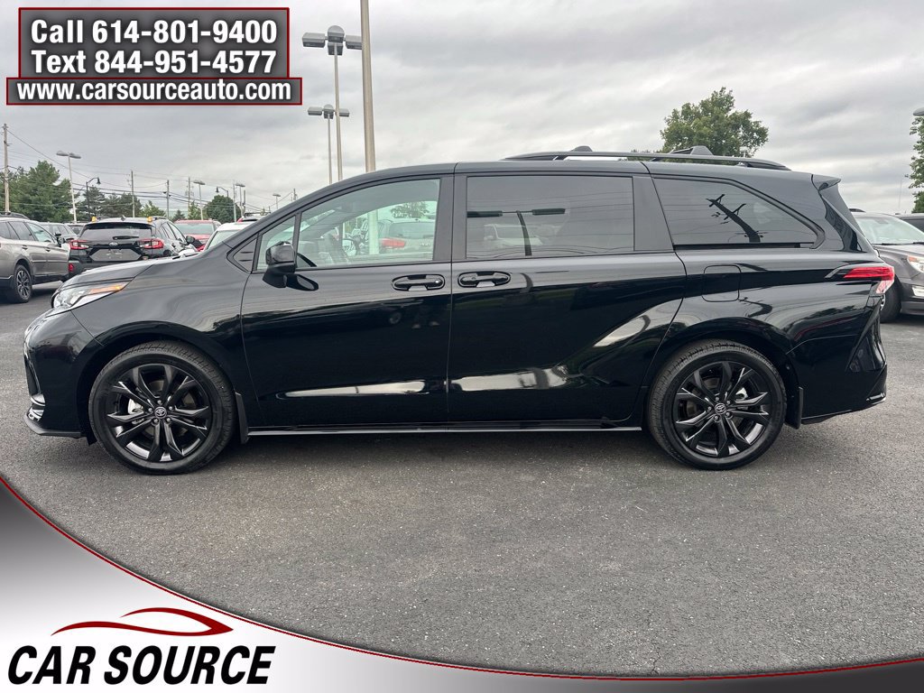 Used 2026 Toyota Sienna XSE FWD image 7