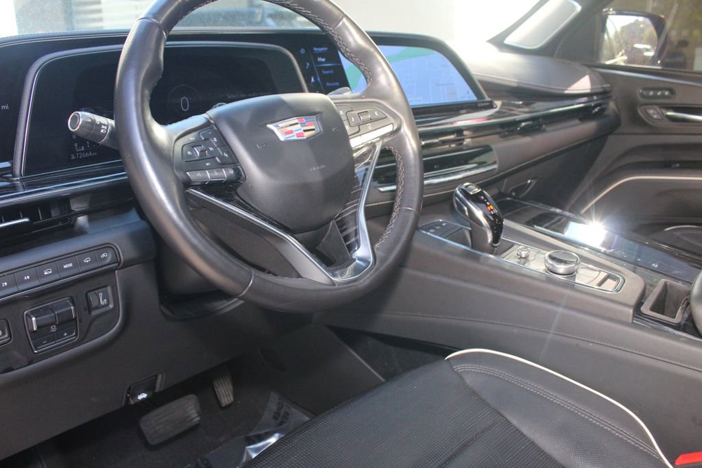 Used 2022 Cadillac Escalade ESV Sport w/ Touring Package AWD/4WD image 15