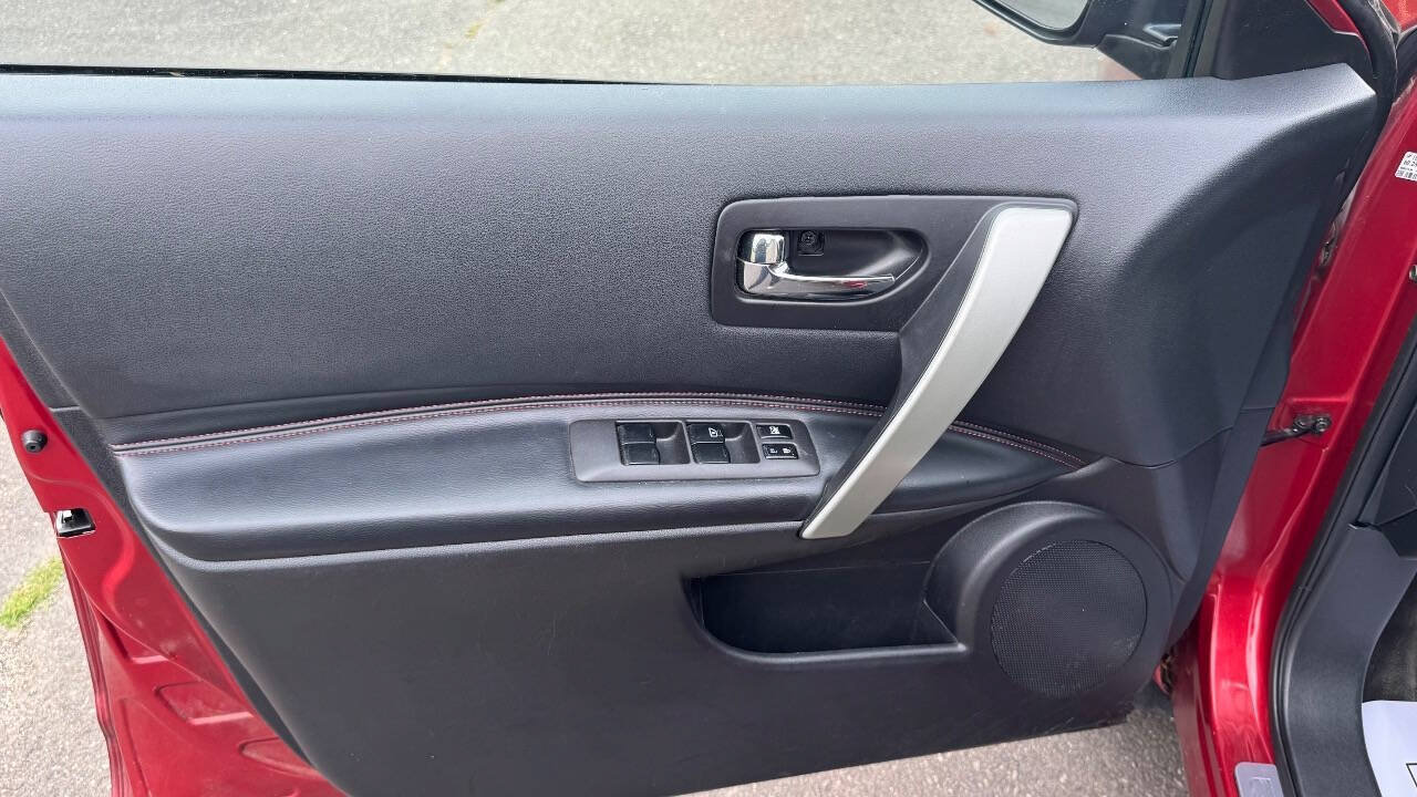 Used 2013 Nissan Rogue SL FWD image 13