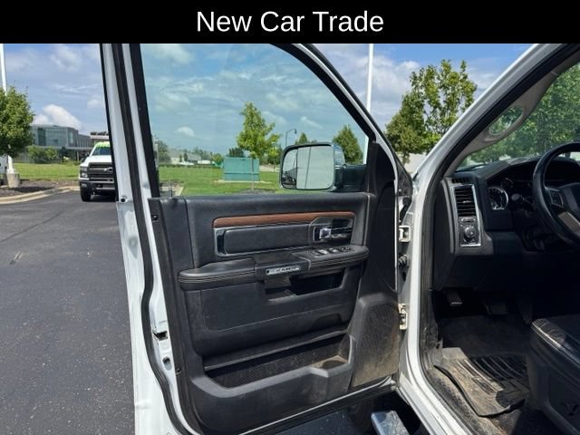 Used 2015 RAM 2500 Laramie AWD/4WD image 9