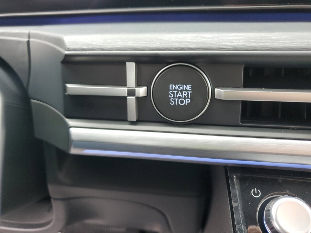 New 2027 Hyundai Santa Fe Limited AWD/4WD image 32