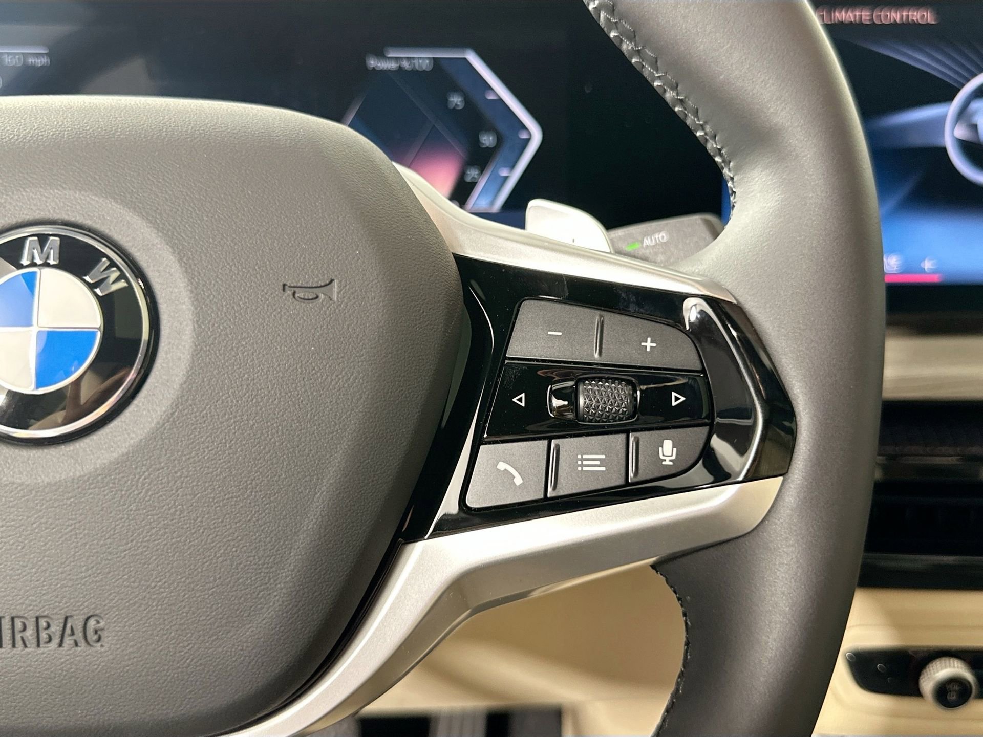 Used 2025 BMW 330i 330i w/ Convenience Package image 12