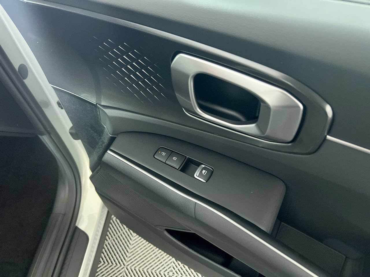 New 2026 Kia Sorento LX FWD image 32