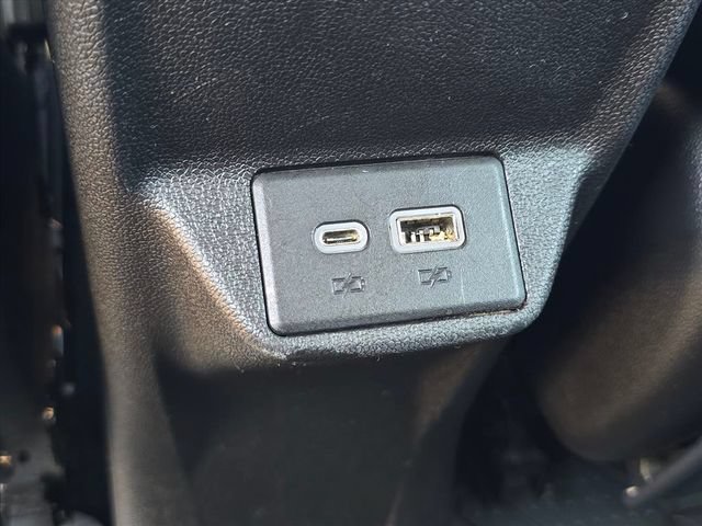 Certified 2023 Chevrolet Bolt EUV Premier FWD image 22