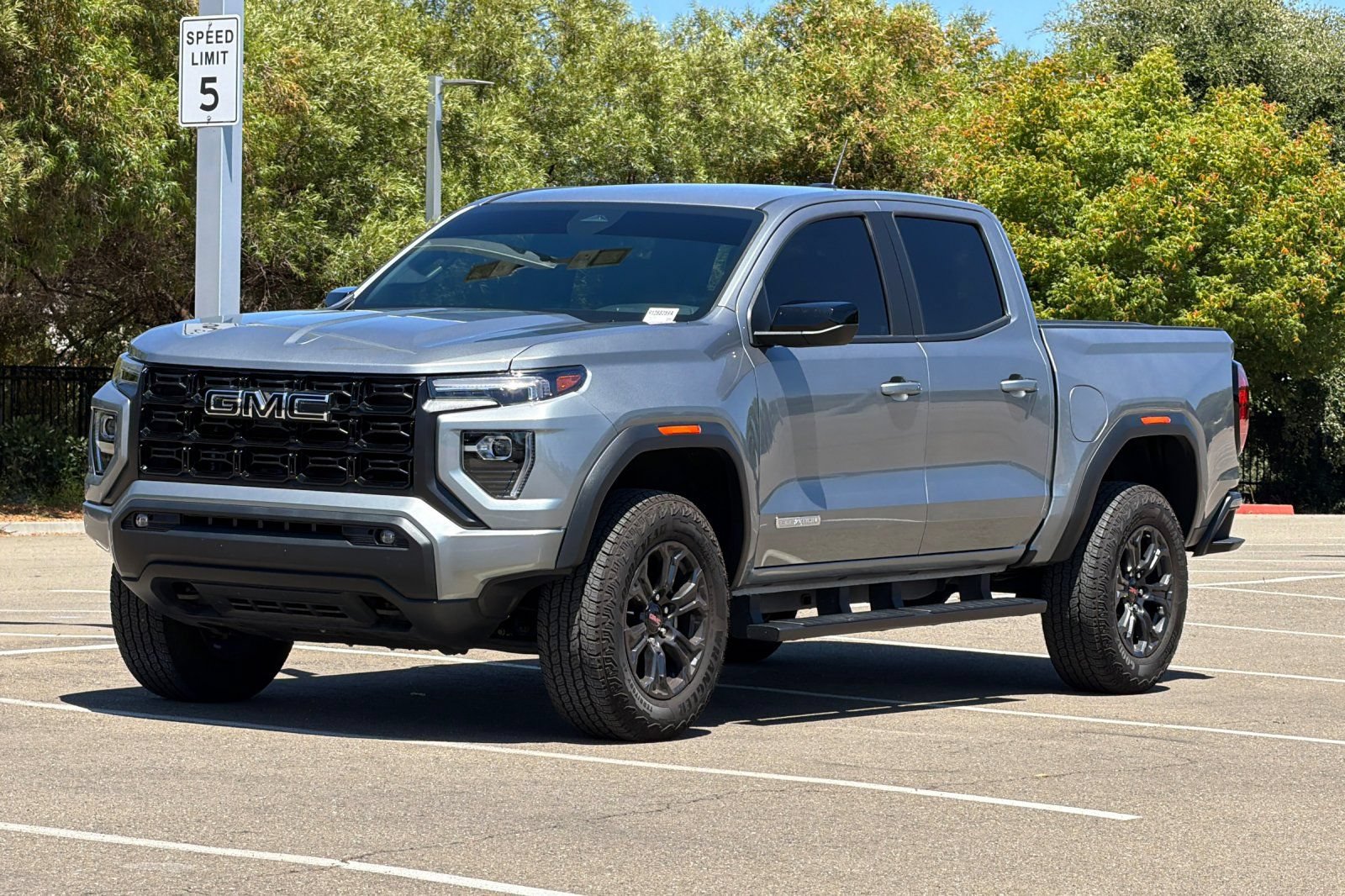 Used 2024 GMC Canyon Elevation w/ Elevation Premium Package RWD image 8