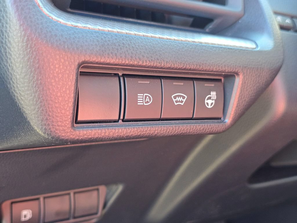 Used 2024 Toyota Prius XLE AWD/4WD image 24