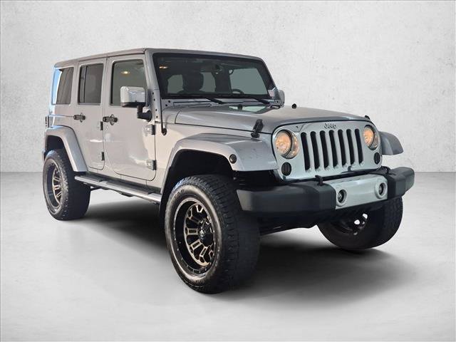 Used 2015 Jeep Wrangler Unlimited Sahara w/ Mopar Chrome Edition Group AWD/4WD image 3