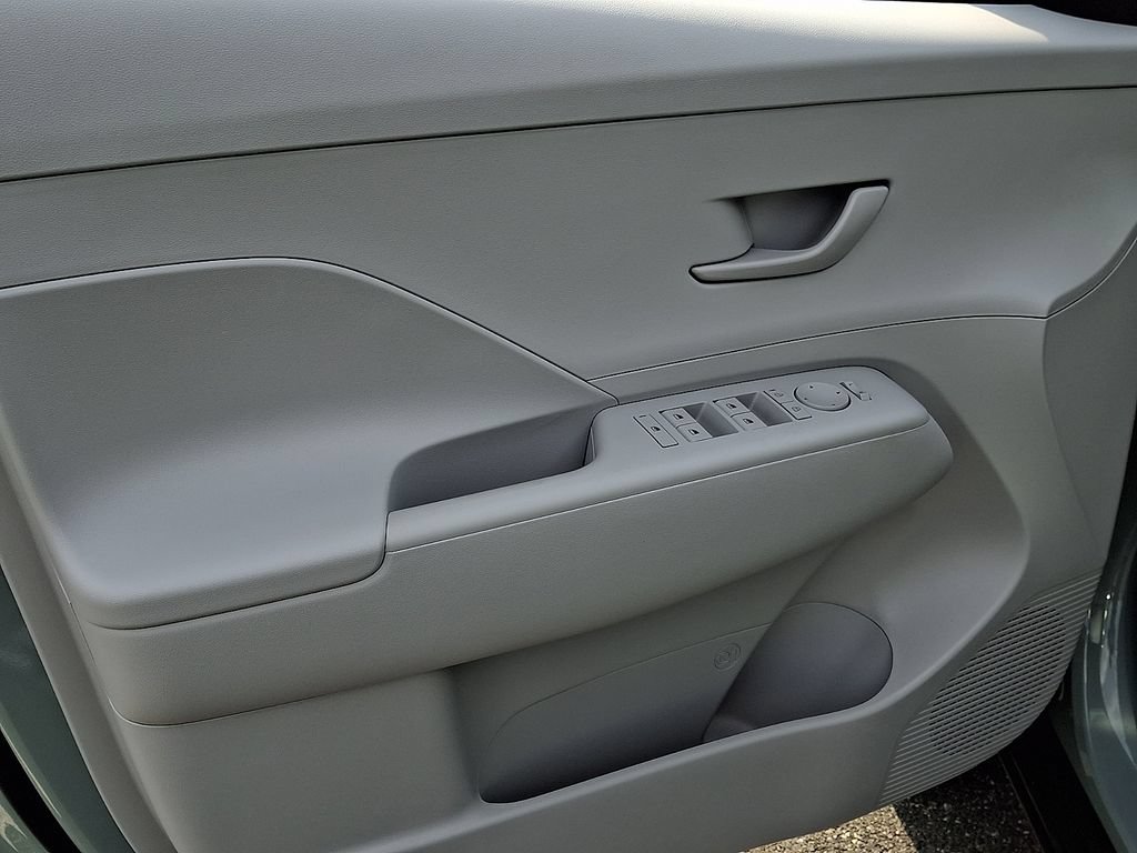 New 2026 Hyundai Kona SEL Sport AWD/4WD image 9