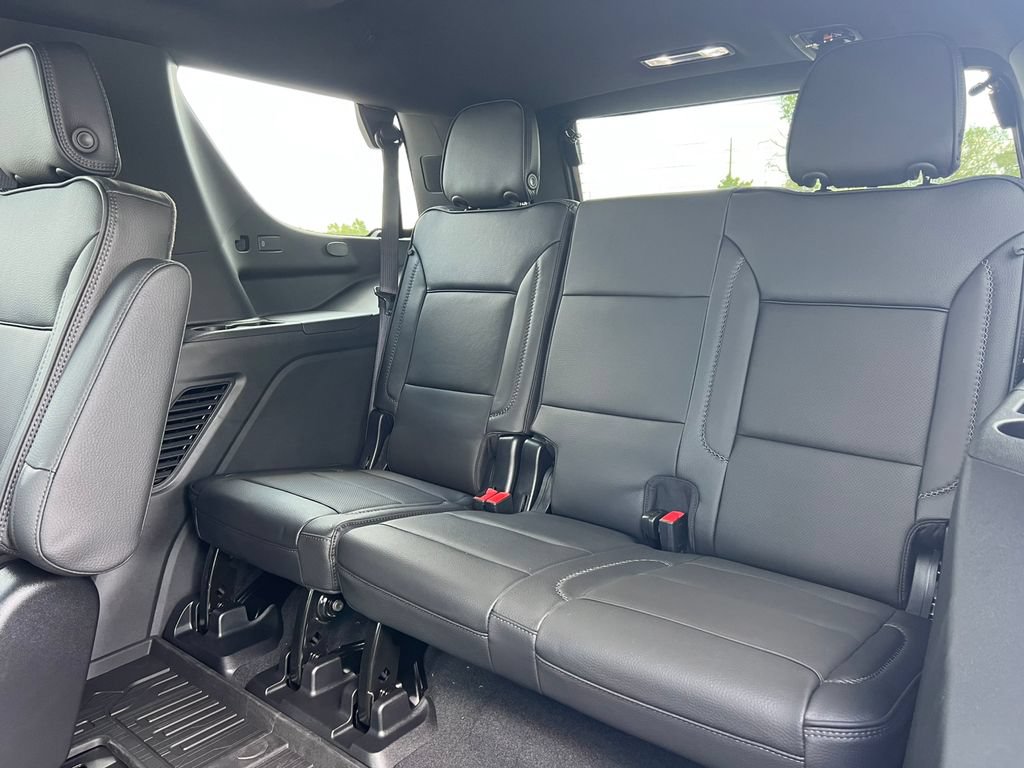 New 2026 GMC Yukon Denali w/ Sun & Power Step Package AWD/4WD image 5