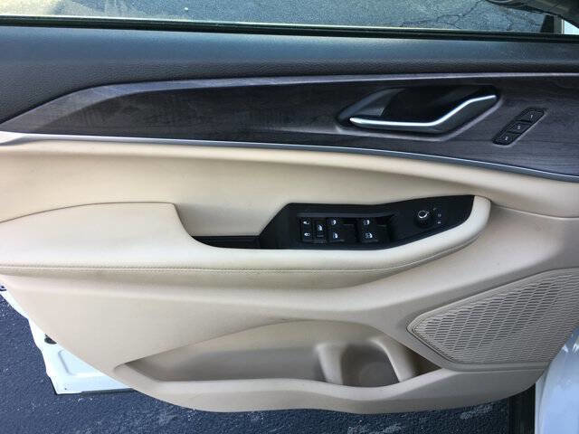 Used 2023 Jeep Grand Cherokee Limited AWD/4WD image 15