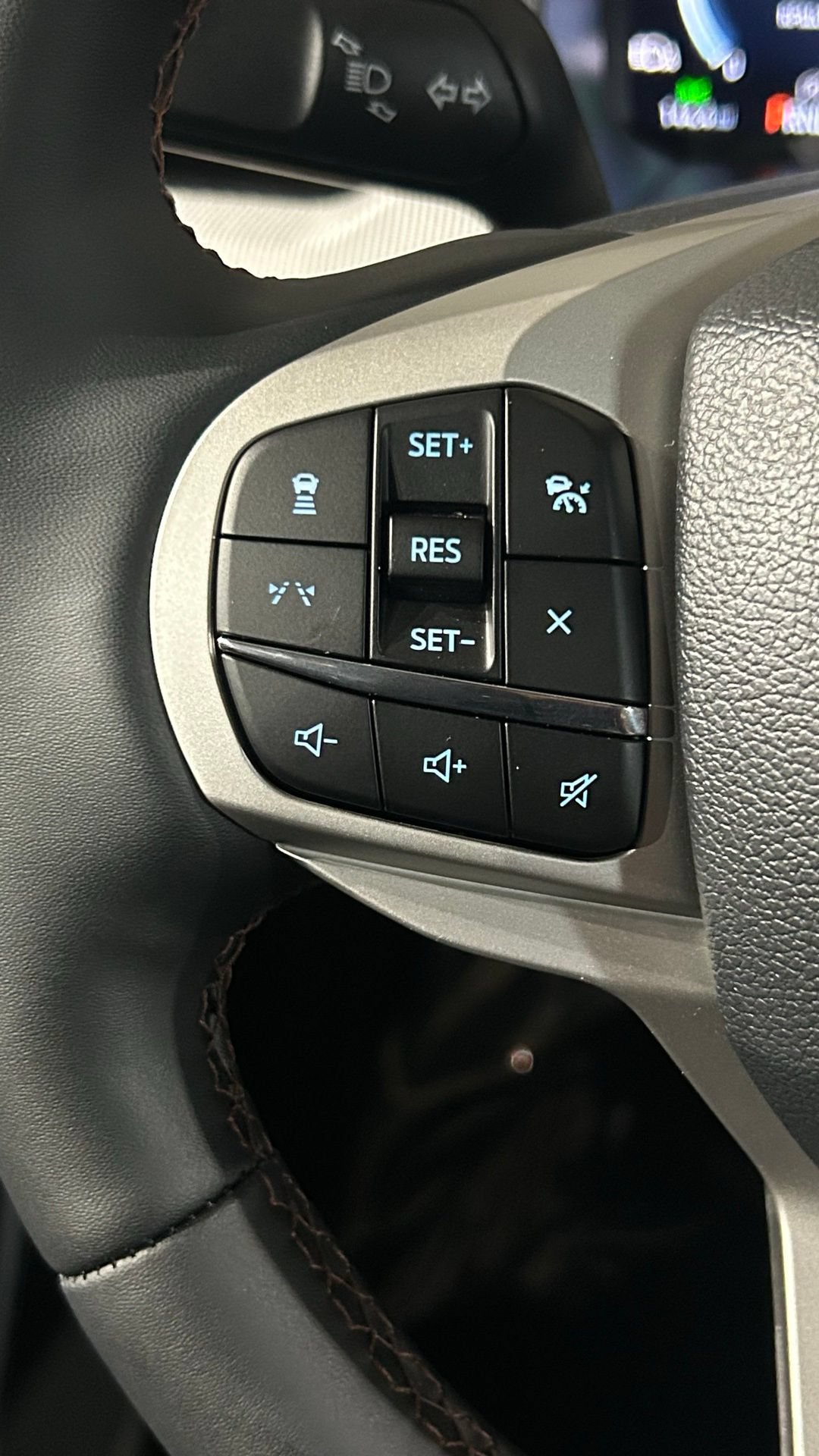 New 2026 Ford Explorer Active w/ Active Comfort Package AWD/4WD image 78