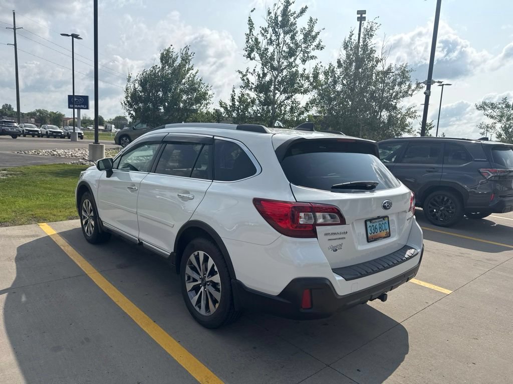Used 2019 Subaru Outback 2.5i Touring w/ Protection Package #1 AWD/4WD image 6
