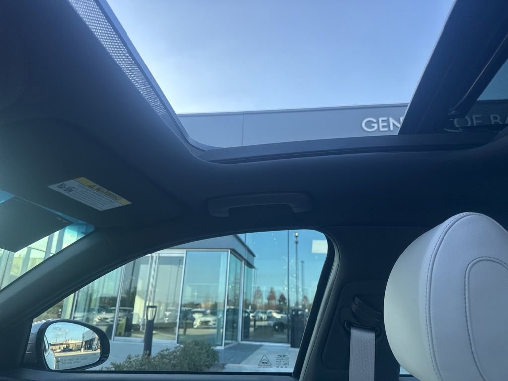 Used 2026 Genesis G70 3.3T Sport Prestige image 21