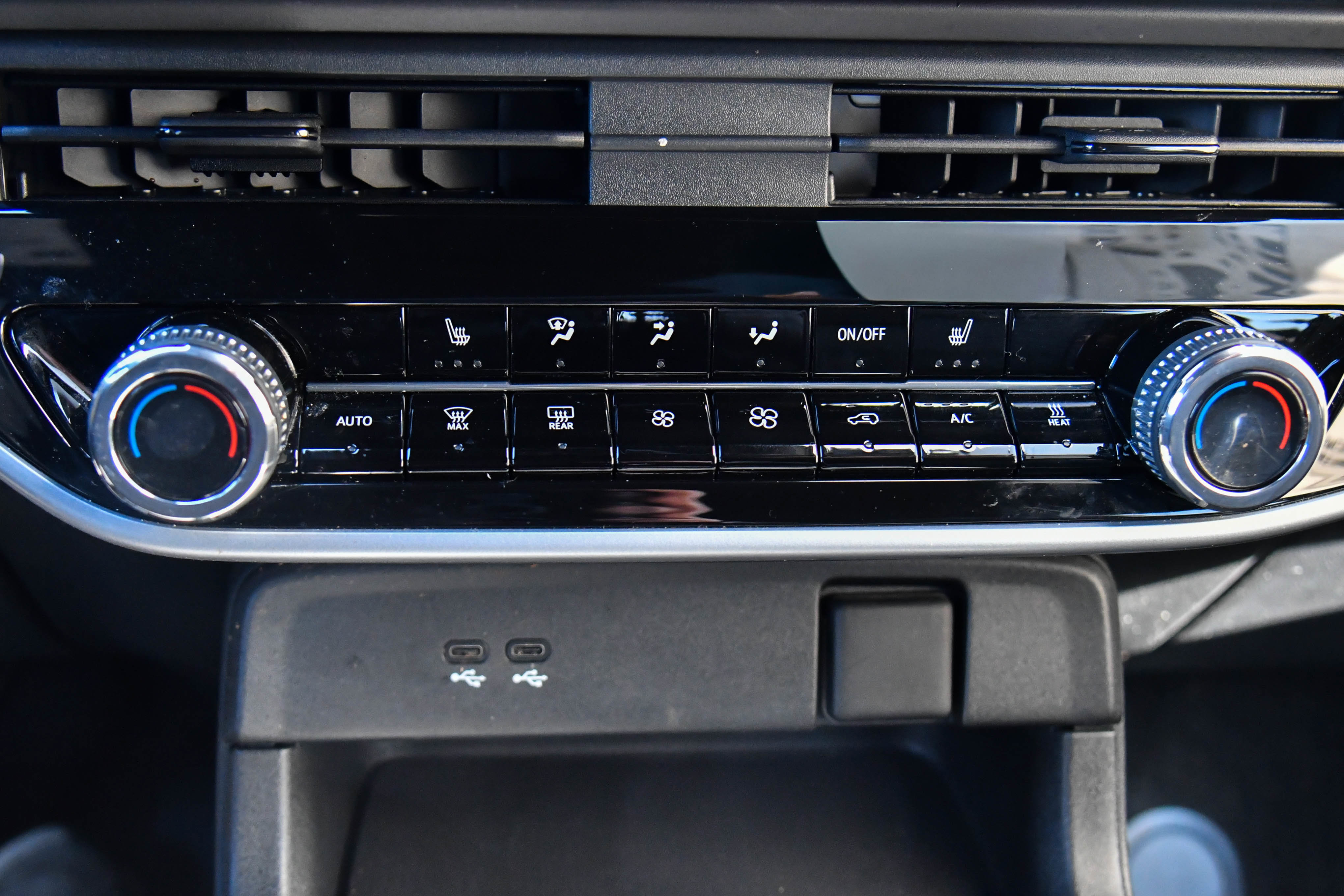 Used 2024 Honda Prologue EX image 28