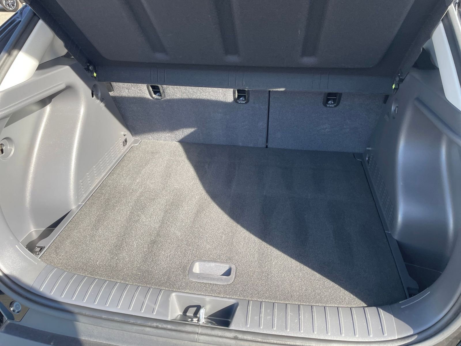 Used 2025 Hyundai Kona SEL image 32