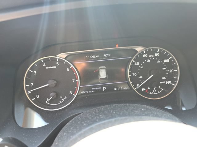 Used 2024 Nissan Rogue SV w/ SV Premium Package FWD image 12