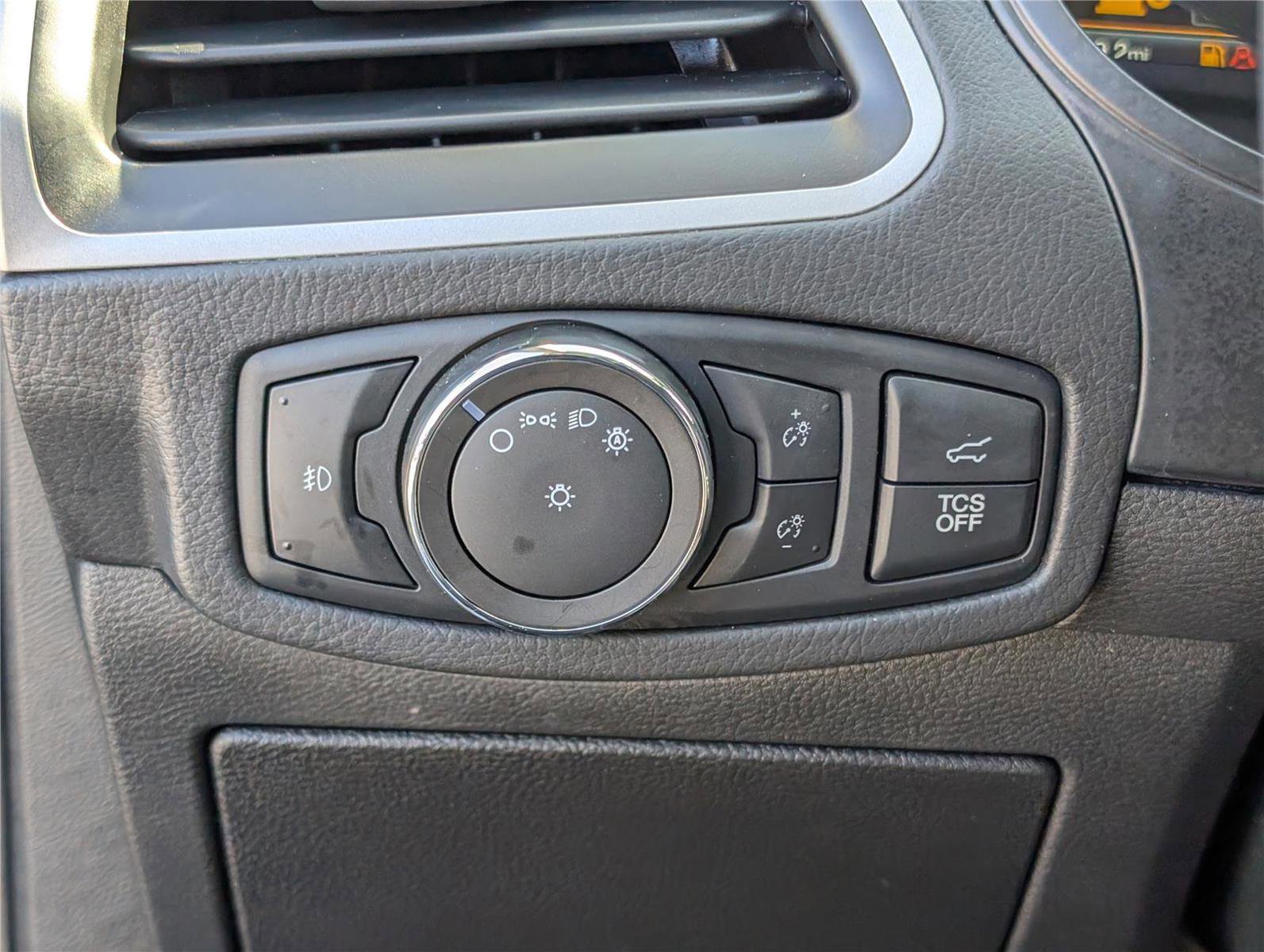 Used 2022 Ford Edge SEL w/ Convenience Package image 22