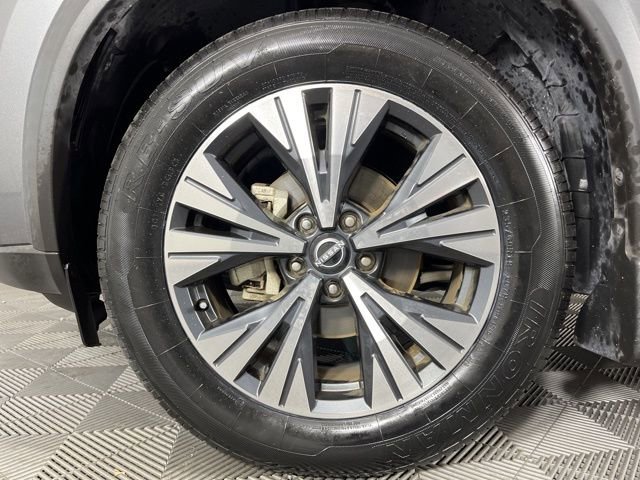 Used 2023 Nissan Rogue SV w/ SV Premium B Package image 12