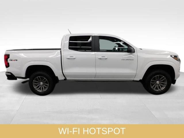 Used 2023 Chevrolet Colorado LT w/ LT Convenience Package II image 12