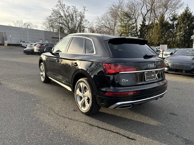 Used 2025 Audi Q5 2.0T Premium Plus w/ Premium Plus Package AWD/4WD image 7