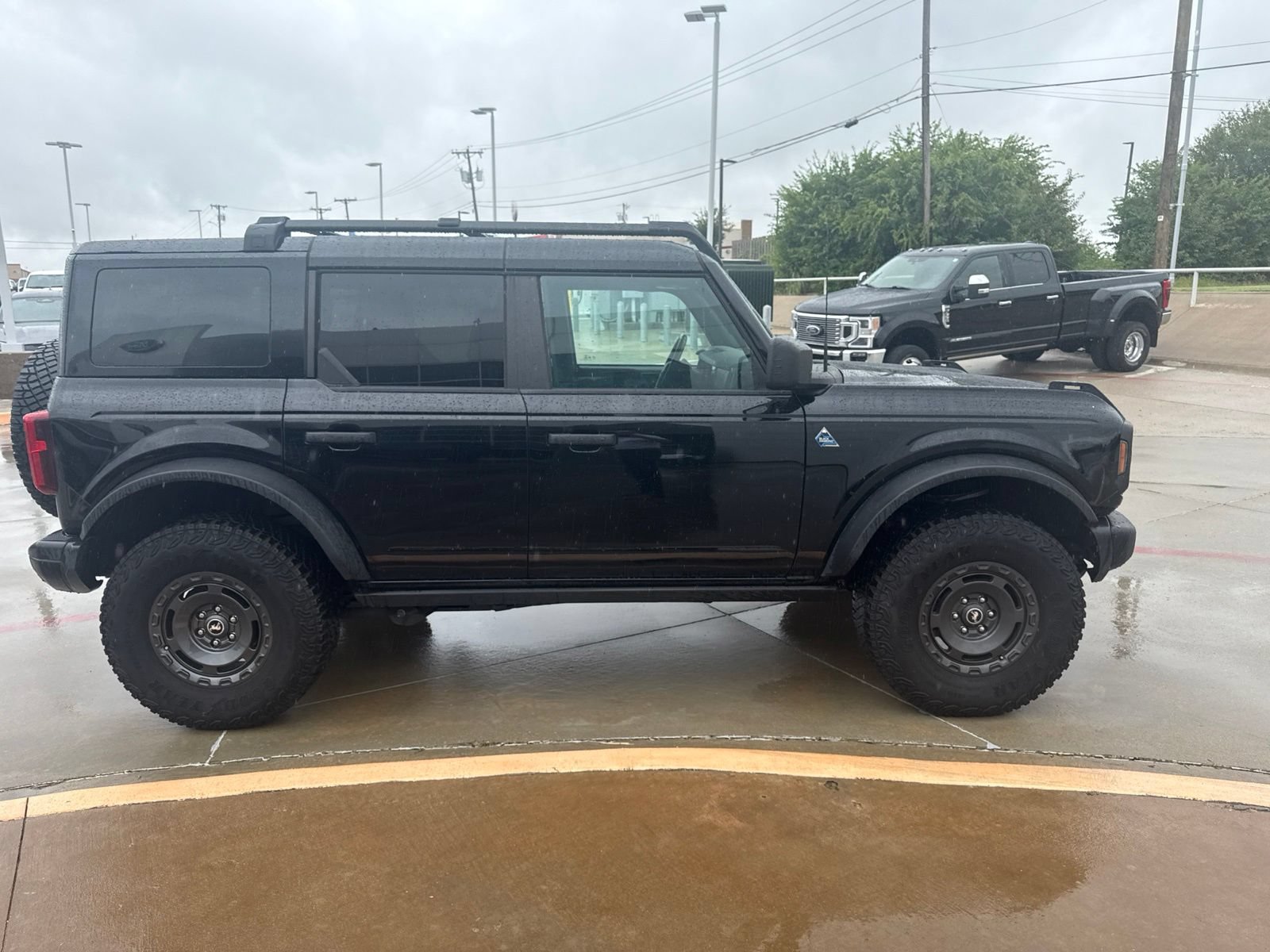Used 2024 Ford Bronco Black Diamond AWD/4WD image 4