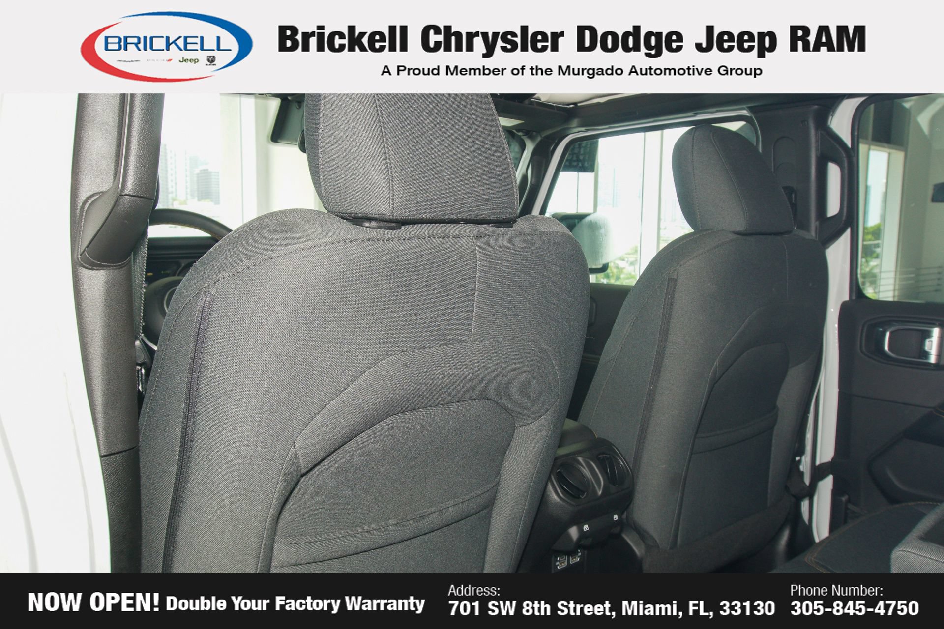 Used 2024 Jeep Wrangler Unlimited Sahara AWD/4WD image 18