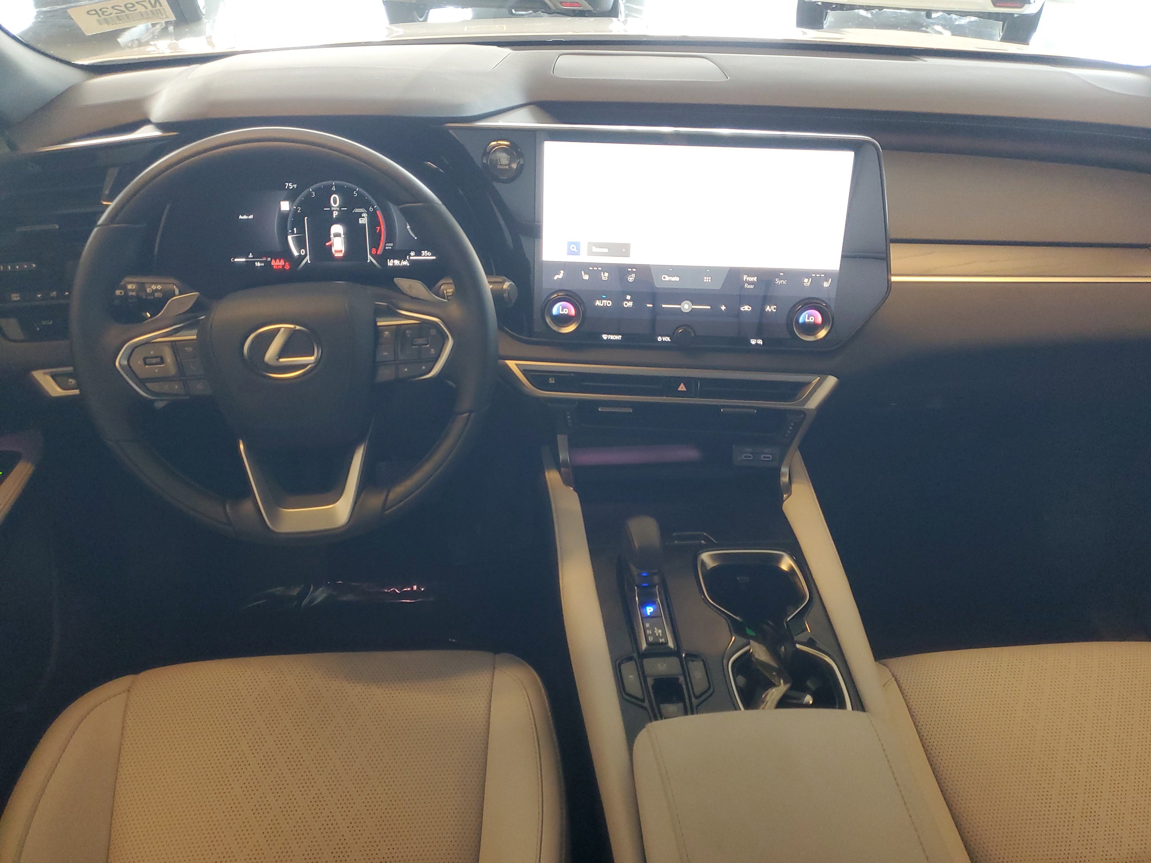Used 2025 Lexus RX 350 Premium Plus FWD image 14