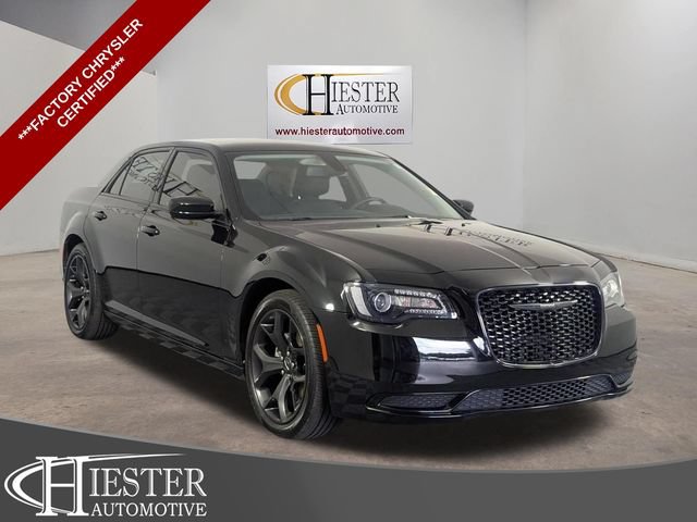 Used 2022 Chrysler 300 Touring w/ Sport Appearance Package RWD image 1