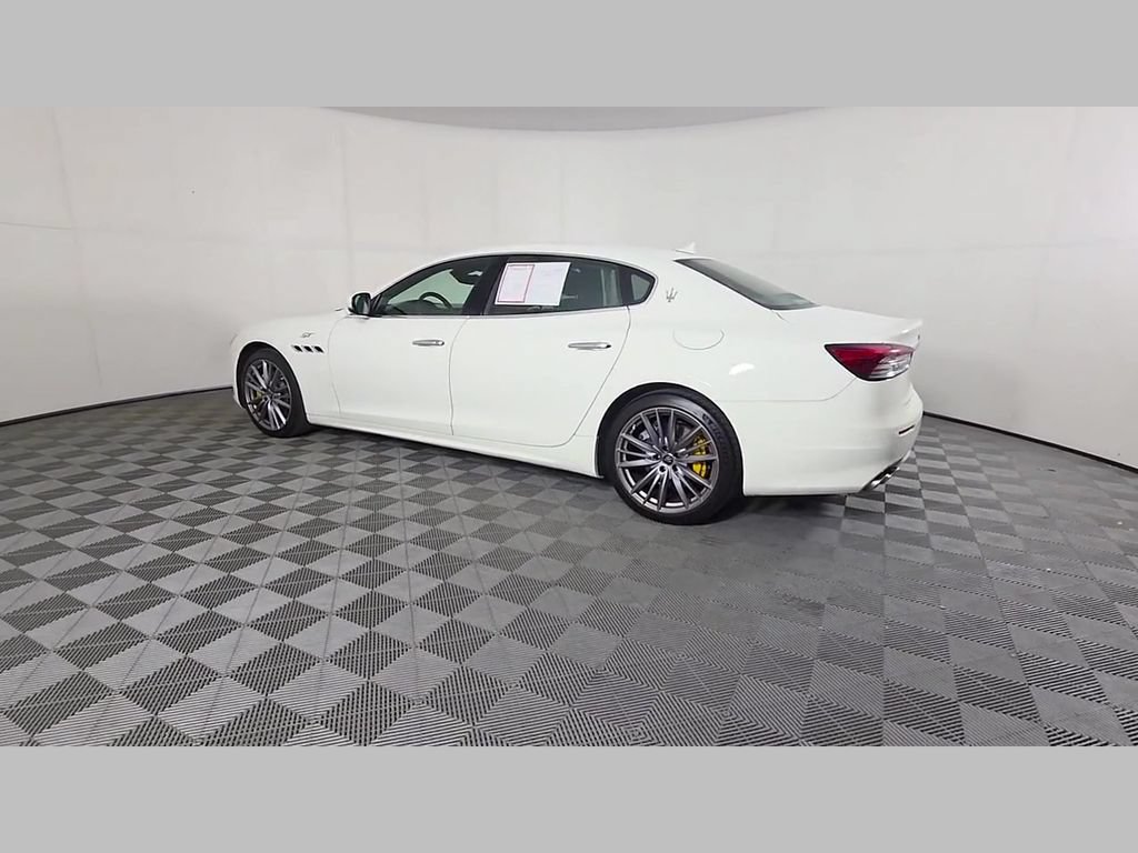 Used 2023 Maserati Quattroporte GT RWD image 43