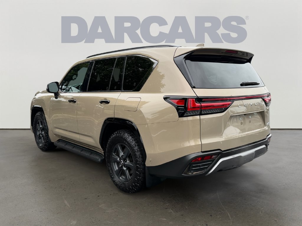 Certified 2025 Lexus LX 700h Overtrail AWD/4WD image 6