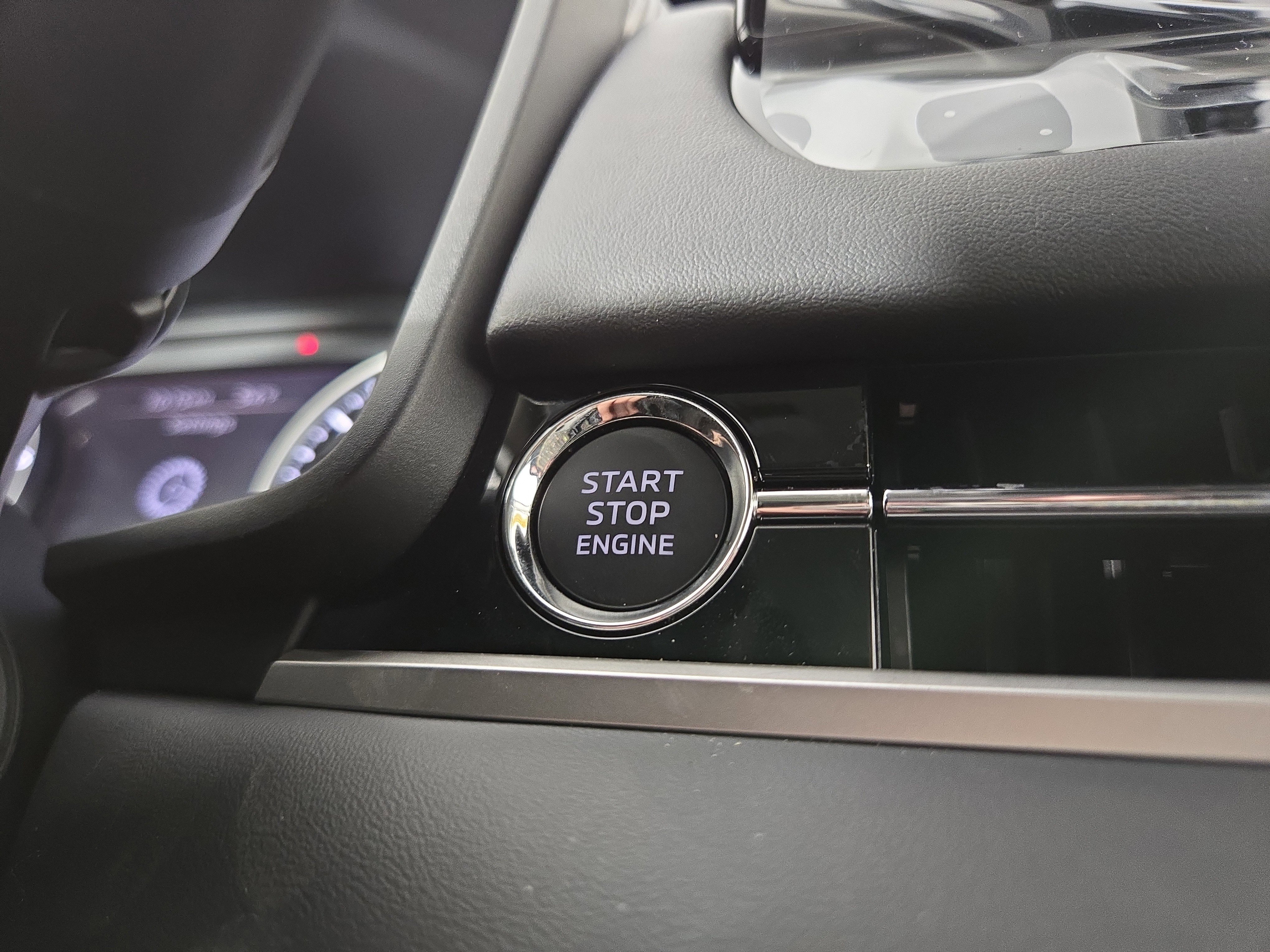 New 2026 Mitsubishi Outlander ES image 25