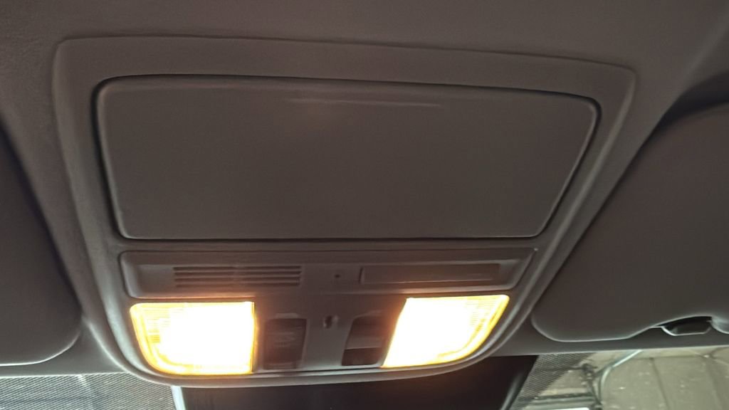 Used 2021 Honda CR-V EX-L image 35