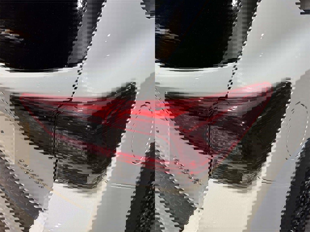 Used 2023 Subaru Crosstrek 2.0i Premium image 10