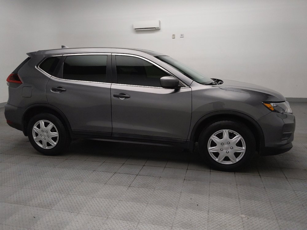 Used 2018 Nissan Rogue S FWD image 11