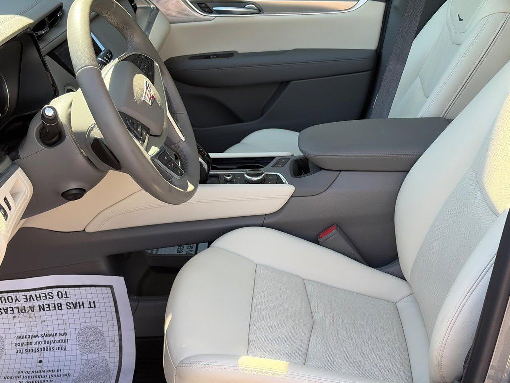 Certified 2023 Cadillac XT5 Premium Luxury AWD/4WD image 16