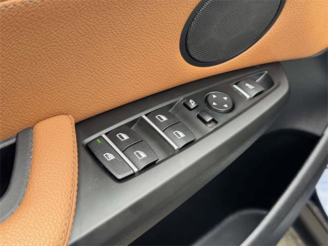 Used 2017 BMW X4 xDrive28i image 13