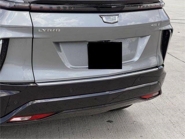 New 2026 Cadillac Lyriq Luxury w/ LPO, Floor Liner Package RWD image 6