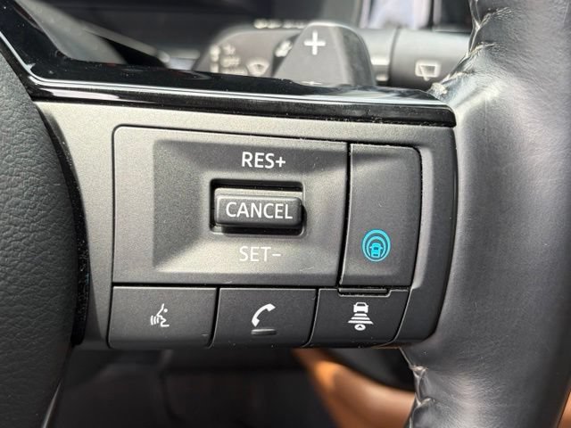 Certified 2022 Nissan Pathfinder Platinum w/ Cargo Package AWD/4WD image 19