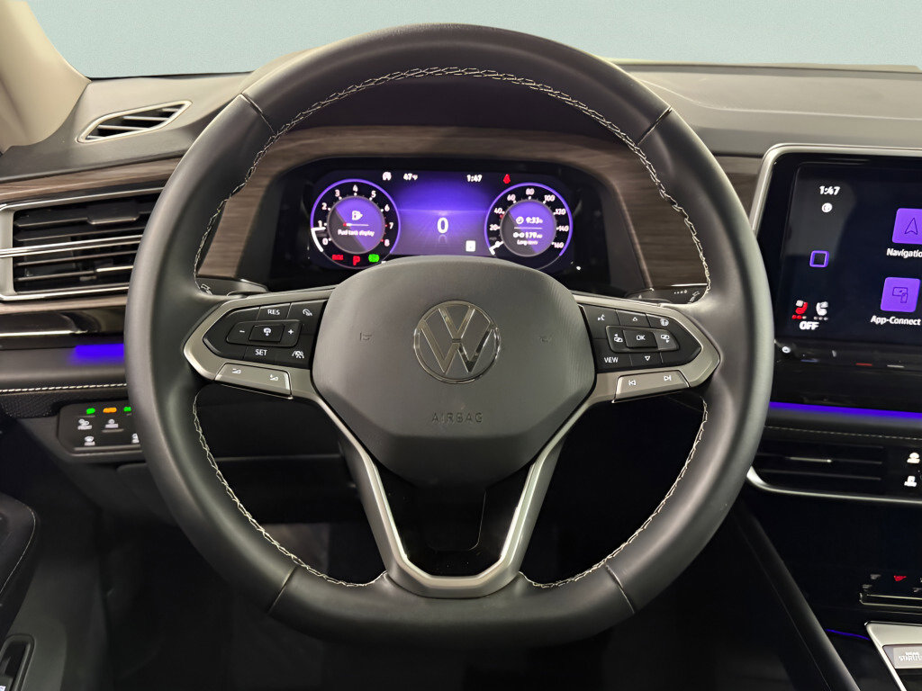 Used 2025 Volkswagen Atlas SEL image 13